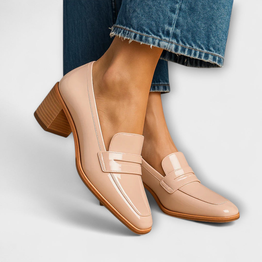 Vivienne – Glossy Loafers