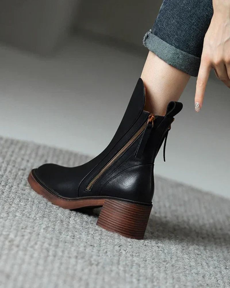 Elina – Leather Ankle Boots