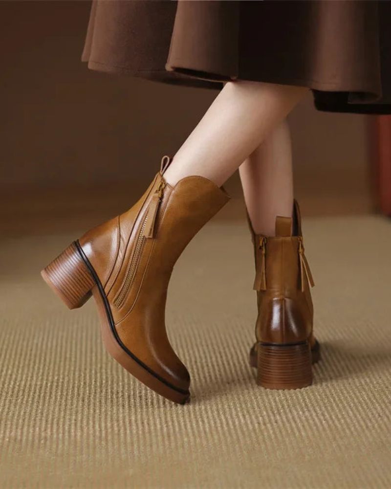 Elina – Leather Ankle Boots