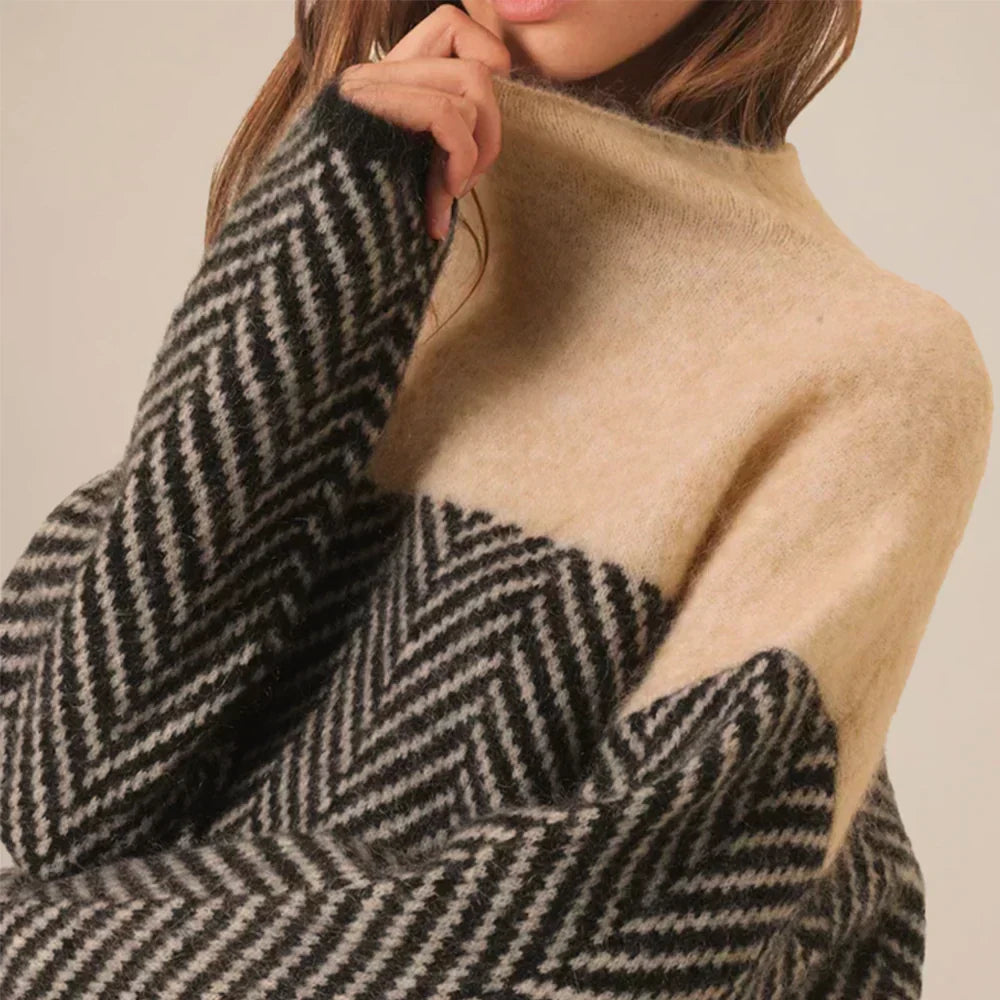 Sophia - Luxe Turtleneck Knit