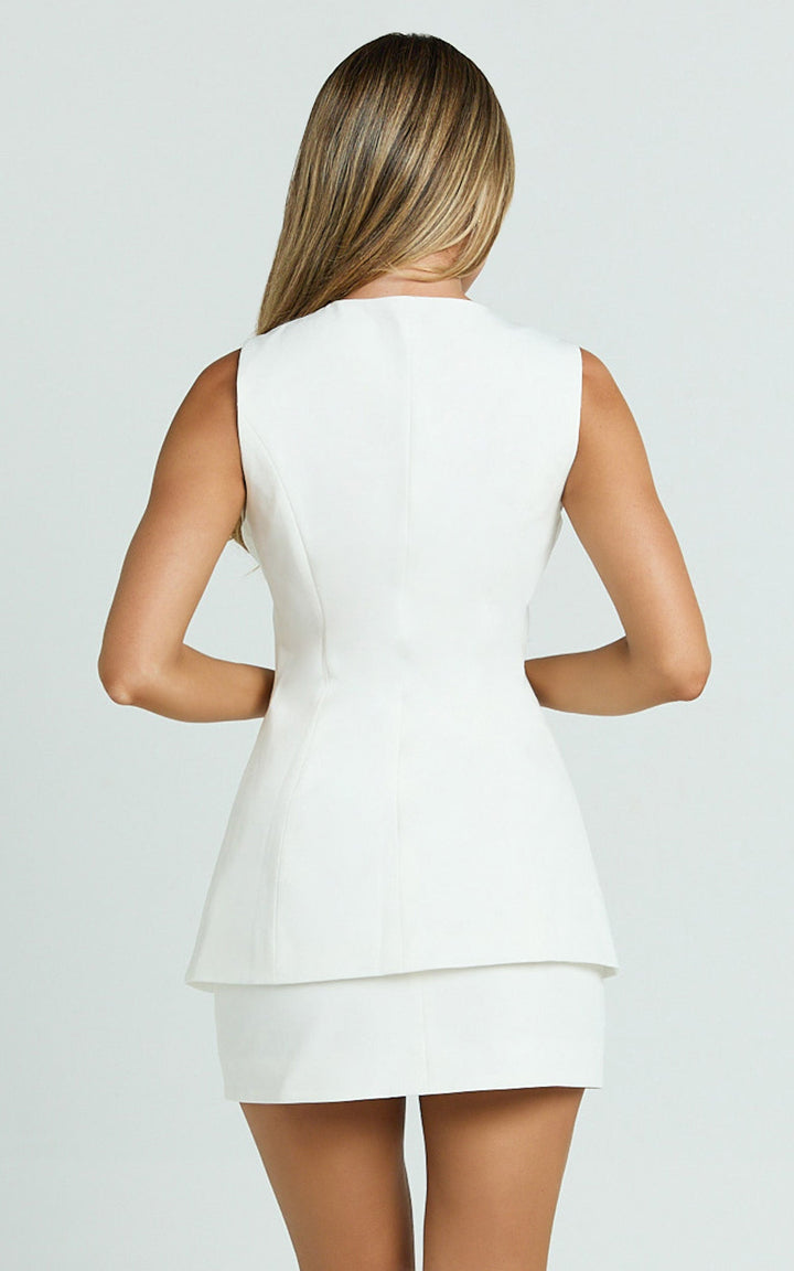 Amelia – White Vest & Skirt Set