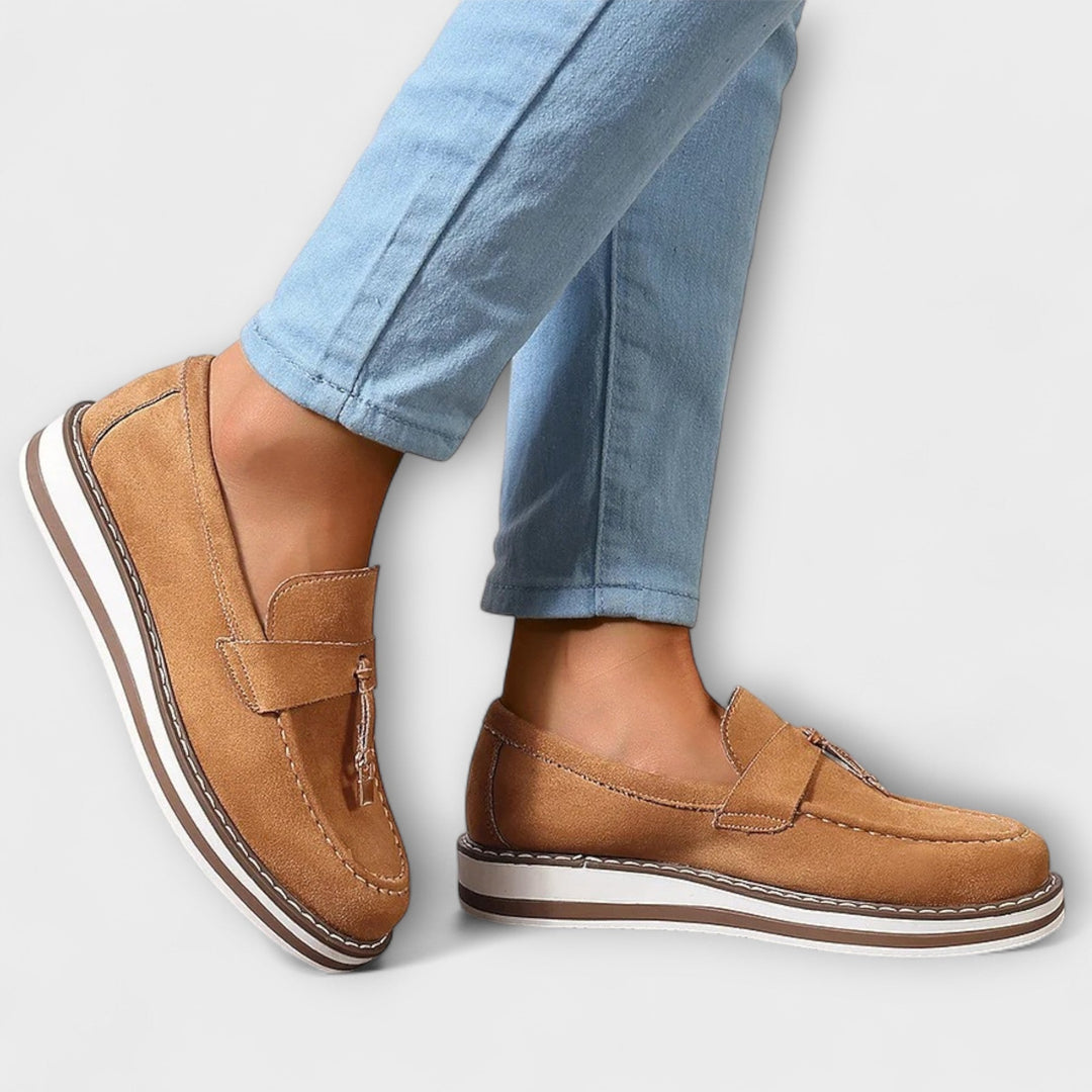 Isabella – Elegant Round Toe Loafers