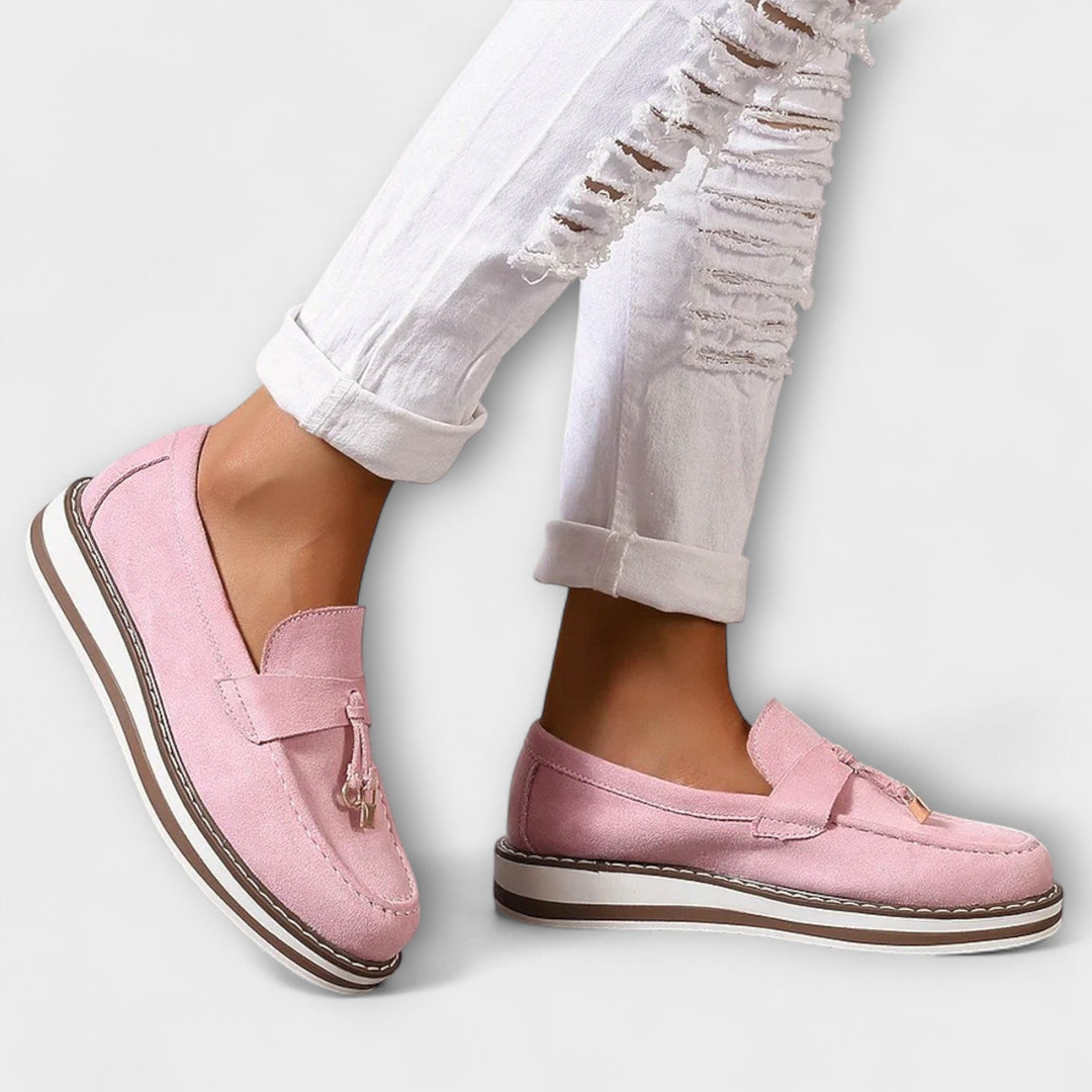 Isabella – Elegant Round Toe Loafers