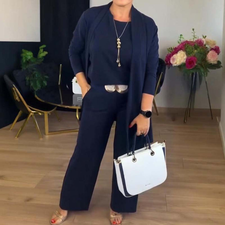 Susan | Cozy 3-Piece Elegant Set